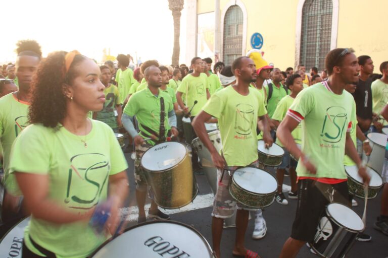 Workshop de Batucada avec Luiz Gomes