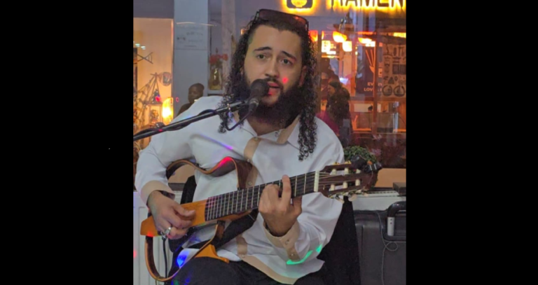 Soirée musicale avec Fabio Dias, accompagné par Djoy et Djamil au restaurant Les Étoiles du Cap Vert
