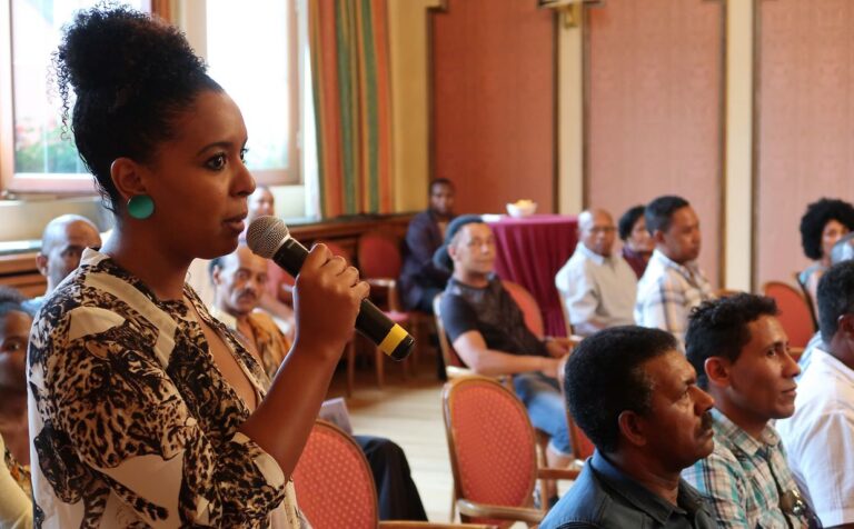 Apadoc coorganise une formation en PNL pour les parents capverdiens