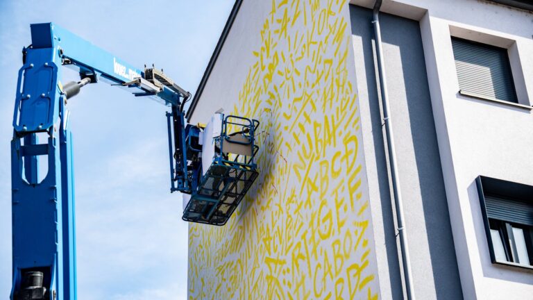Une fresque de l’artiste capverdien Helder Cardoso illustre le soutien d’Ettelbruck à la communauté capverdienne